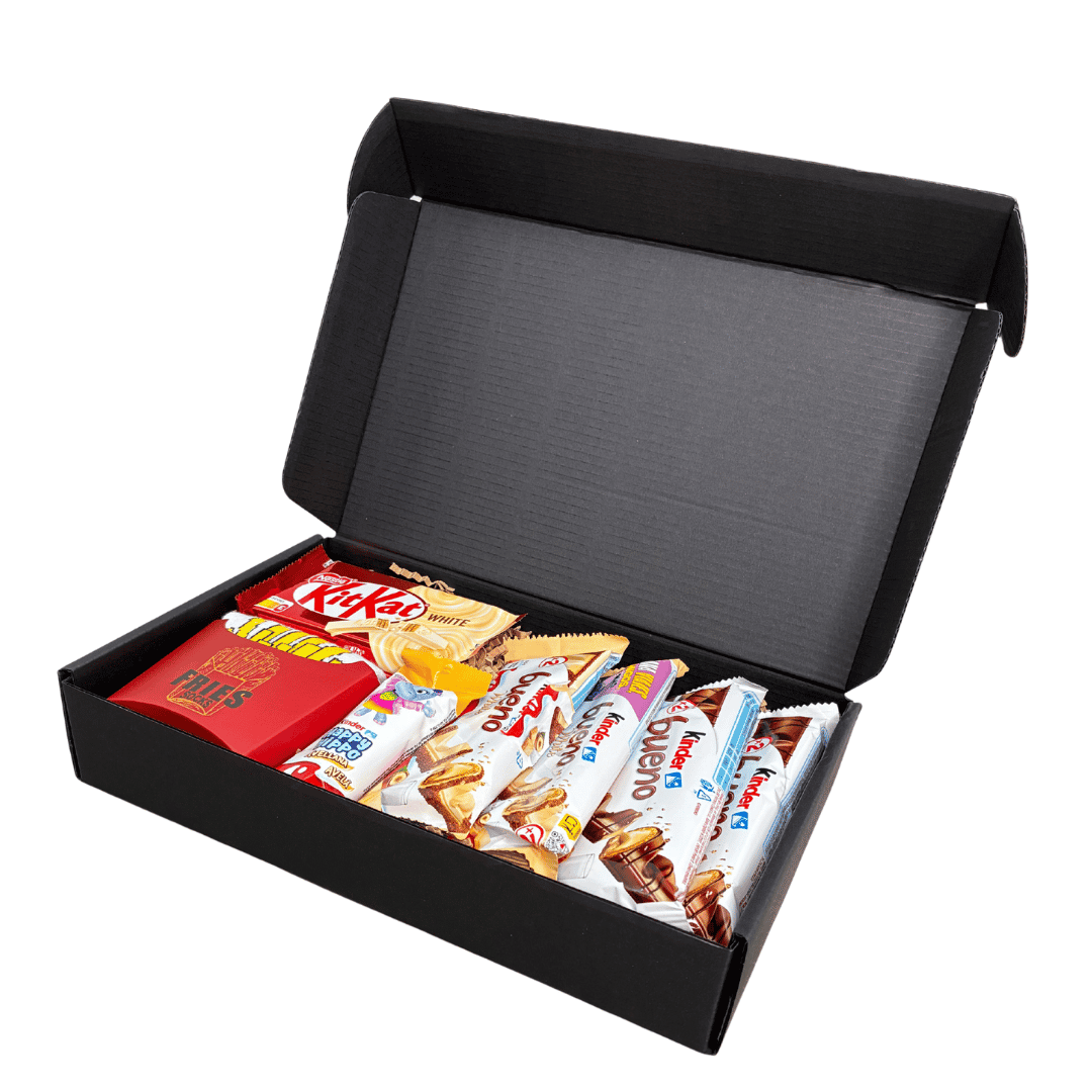 🎁 Elegant Surprise Gift Box 🖤 – Sweets and an Unexpected Treat